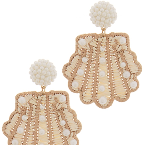 Shell Raffia Earrings - Picture 2 of 2